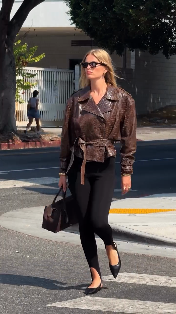 Elegant Women’s Brown Croc-Embossed Leather Jacket | Stylish Autumn & Winter Outerwear