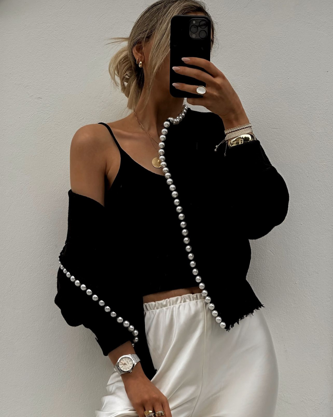 Vanessa La Perla Cardigan – Elegant and Soft Knitwear