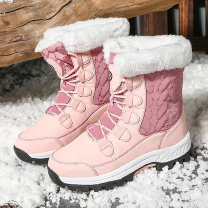 Stylish black boots for women | Warm