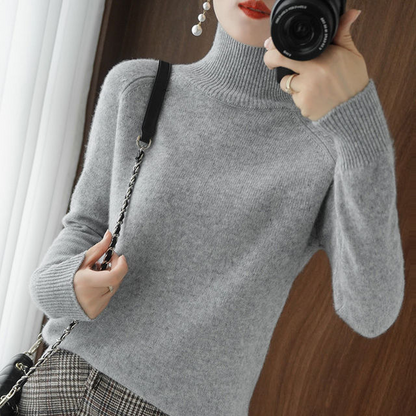 Women's Elegant Turtleneck Sweater – Soft Knit, Timeless Design