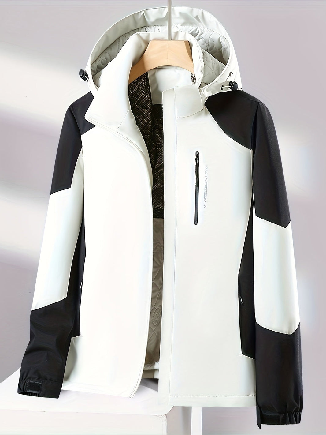 Elegant Waterproof & Windproof Autumn Jacket for Women | Ideal for Transitional Weather