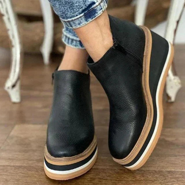 Women’s Elegant Waterproof Boots – Stylish & Durable