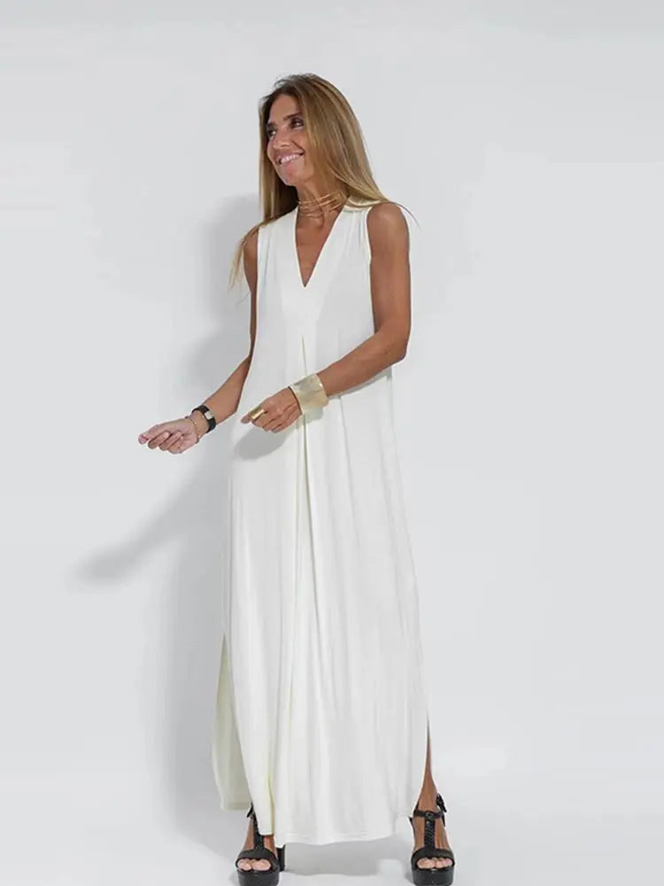Women's  - Maxi Dress - Casual - Light Formal Style - Ideal for Summer
