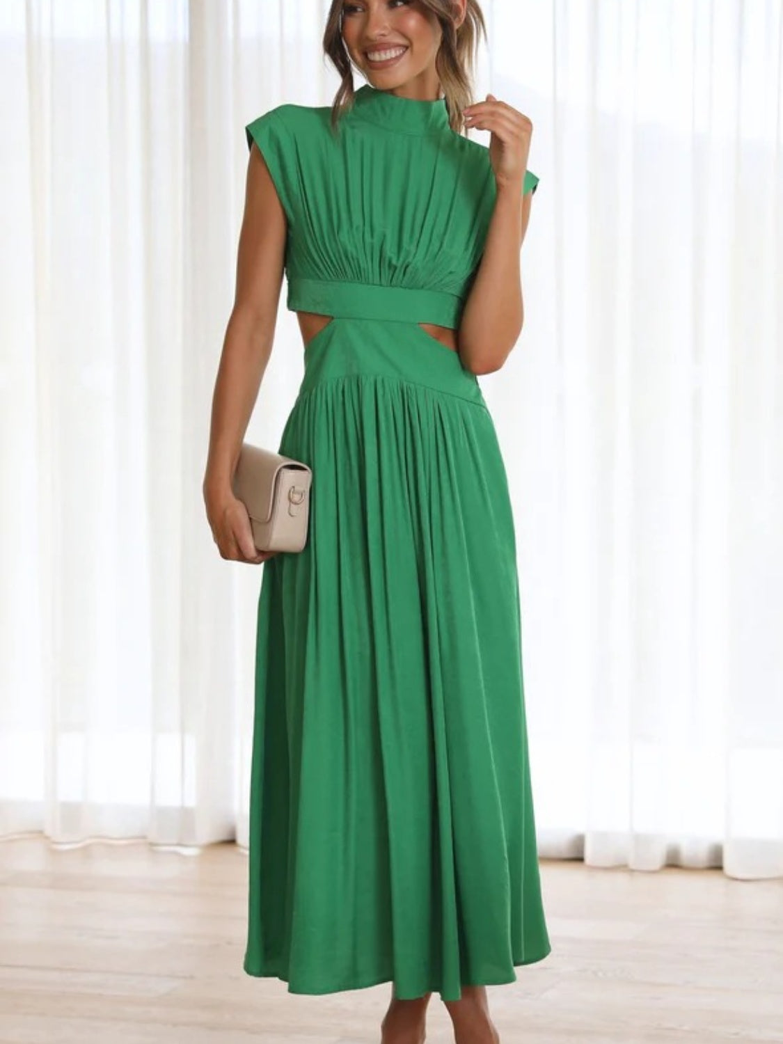 Women's - Elegant Sleeveless Long Dress for Women