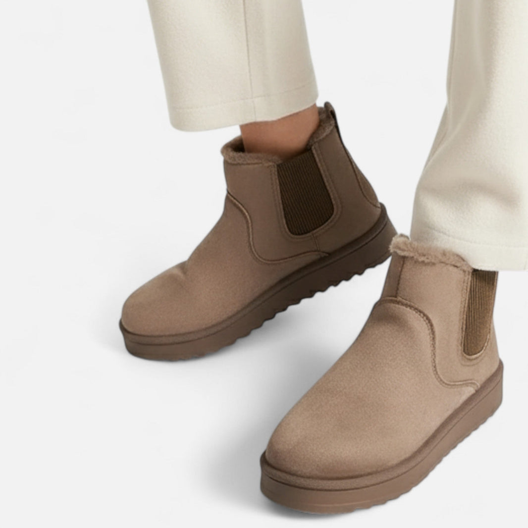 Women’s Platform Boots – Fashionable Seasonal Comfort