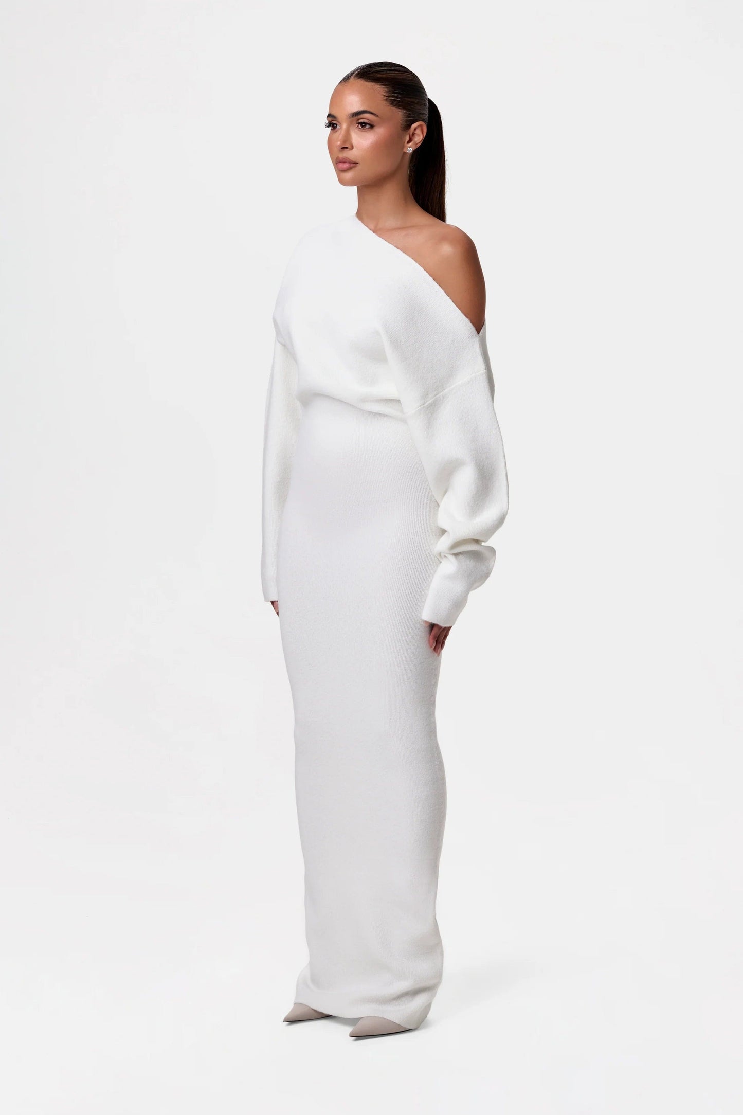 Elegant Off-Shoulder Knit Maxi Dress for Women | Ideal for Autumn & Winter
