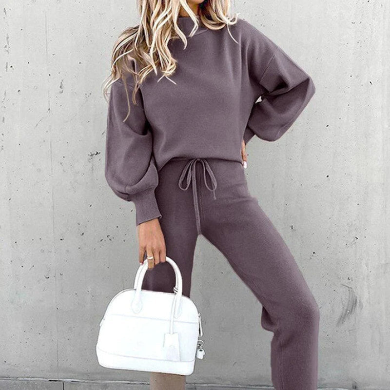 Casual Cotton Training & Tracksuit in Retro Style for Women | Great for Everyday Wear
