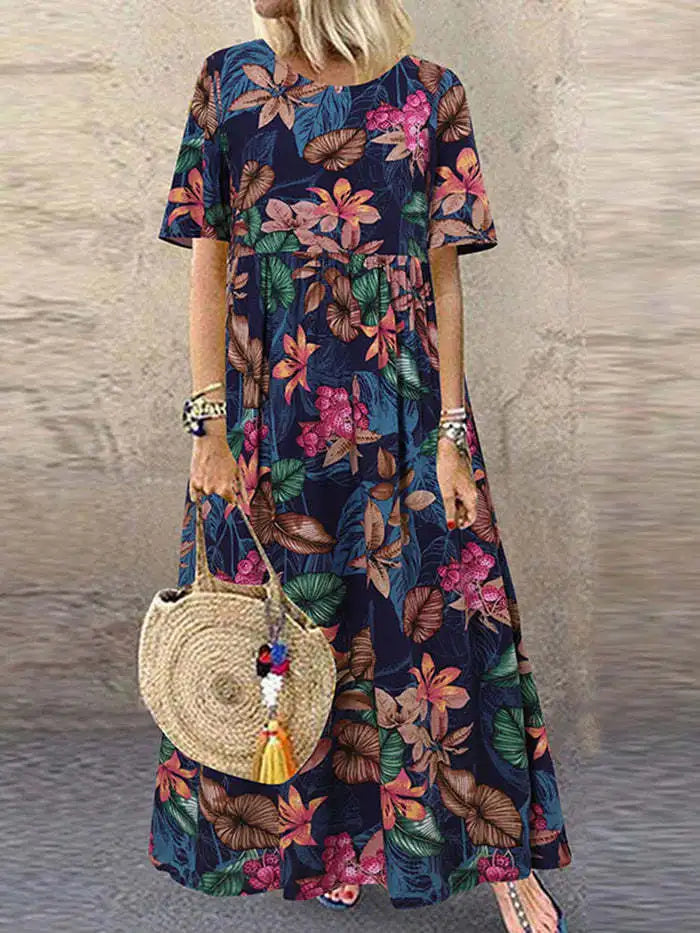 Women's  - Maxi Dress - Boho - Material - Ideal for Summer