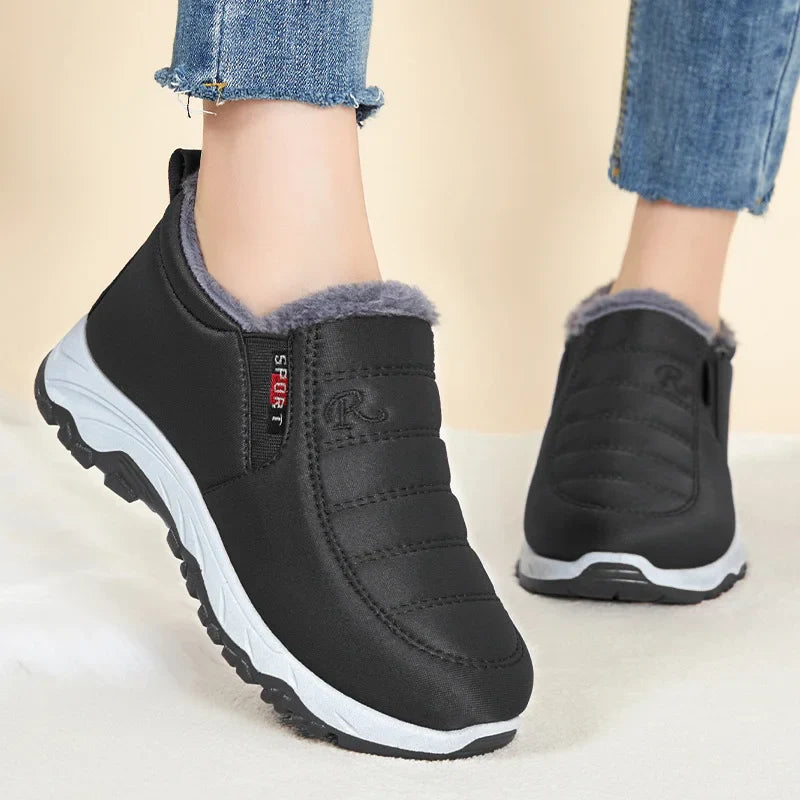 Stylish slip-on winter boots for women | With zipper