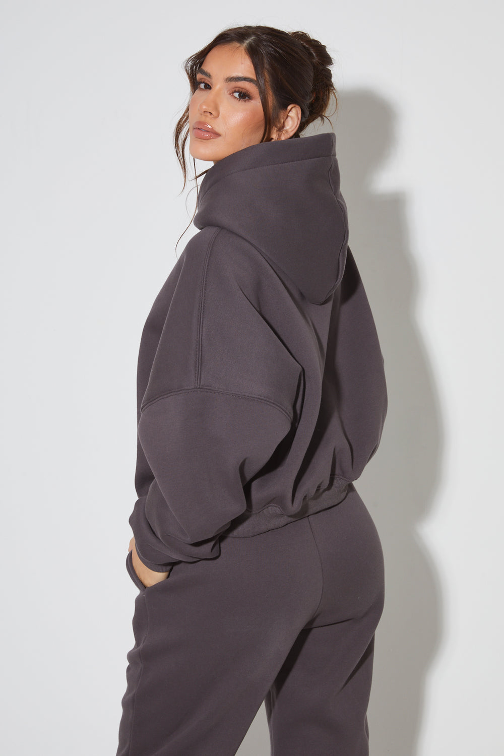 Übergroßer grauer Baumwoll-Hoodie für Herren mit gerippten Bündchen – bequeme, lässige Passform-4