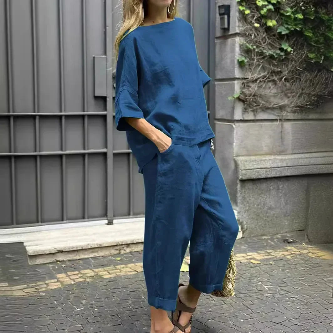 Women's - Minimalist Outfit Set for Women