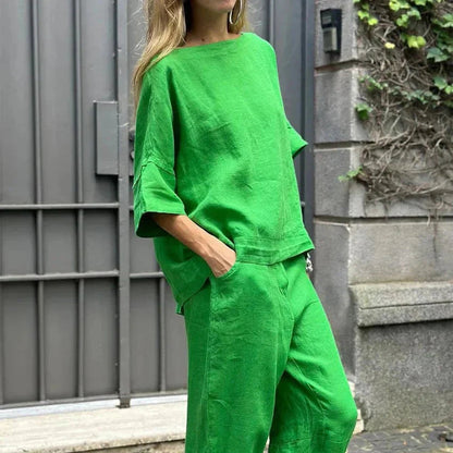 Women's - Minimalist Outfit Set for Women