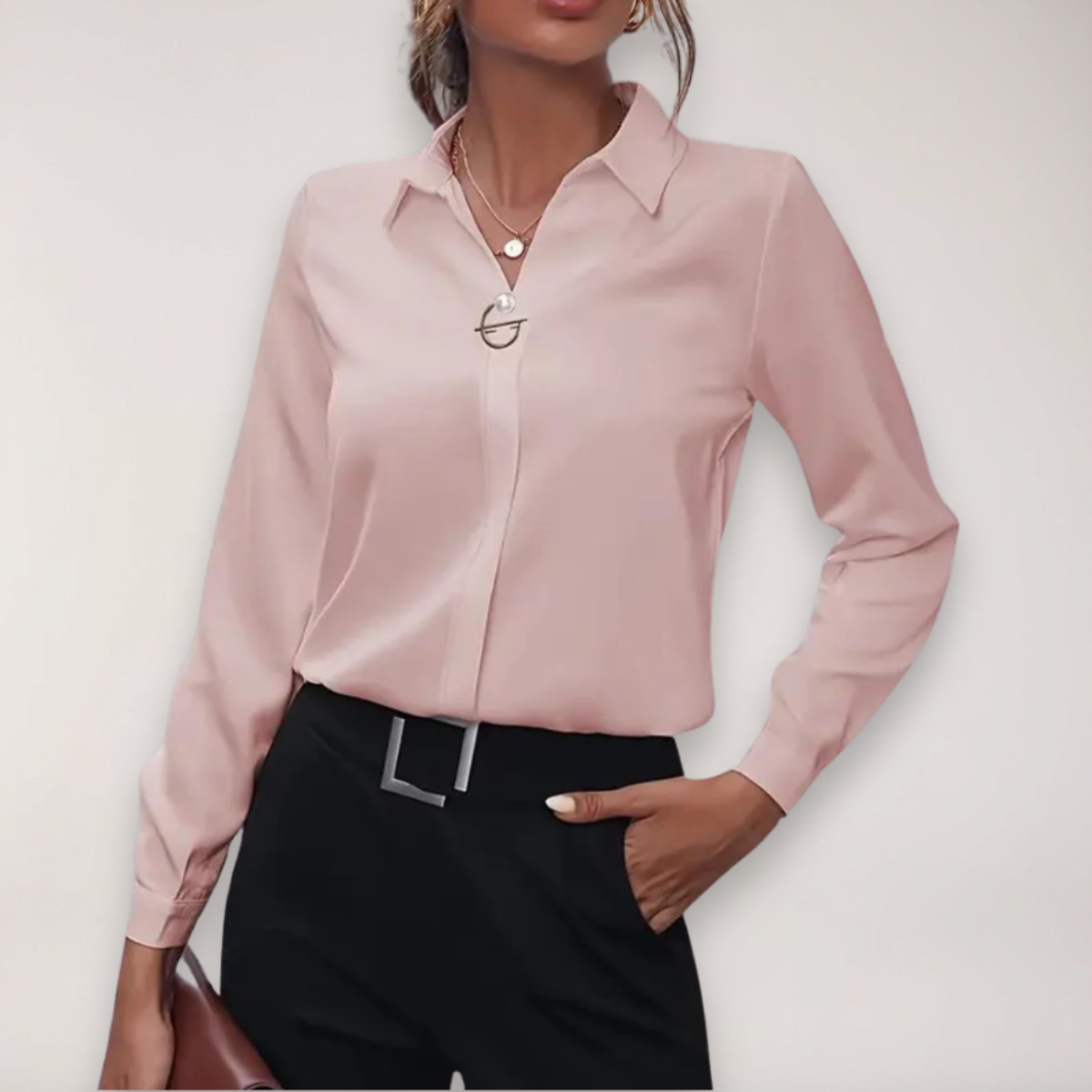 Women’s Tailored Blouse – Elegant Button-Up Shirt for Work and Daywear