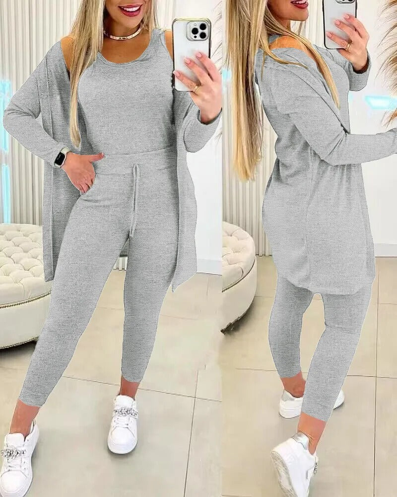 All-in-One Training & Tracksuit in Vintage Style for Women | Great for Casual Days