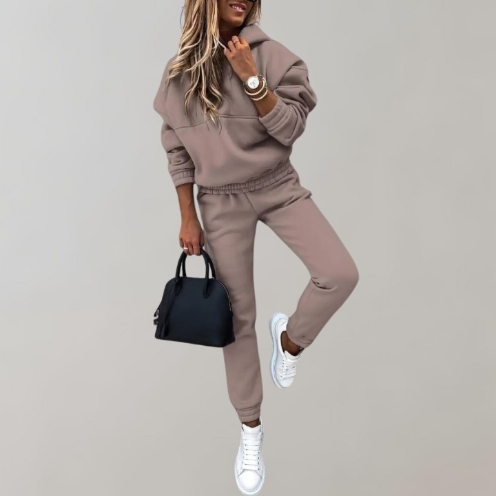 Casual Cotton Training & Tracksuit with Hood in Retro Style for Women | Great for Casual Days