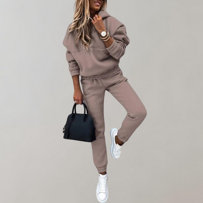 Casual Cotton Training & Tracksuit with Hood in Retro Style for Women | Great for Casual Days