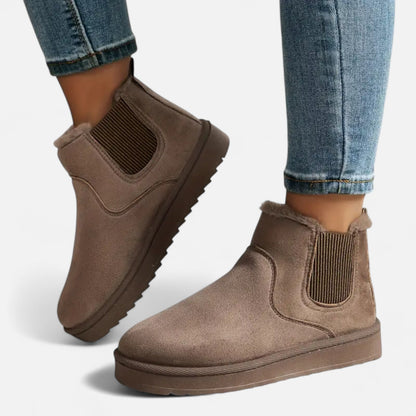 Women’s Platform Boots – Fashionable Seasonal Comfort