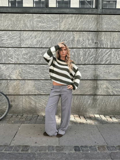 Elegant Striped Women’s Sweater | Cozy Fall & Winter Knitwear