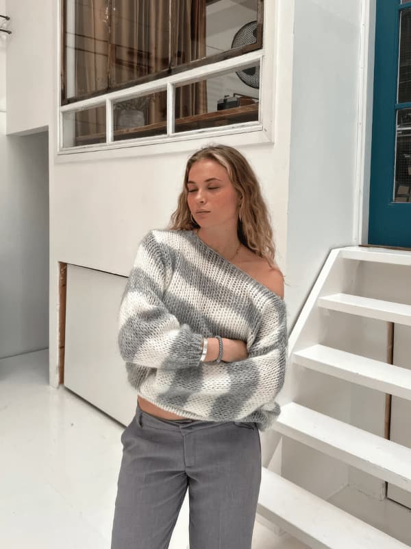 Elegant Striped Women’s Sweater | Cozy Fall & Winter Knitwear