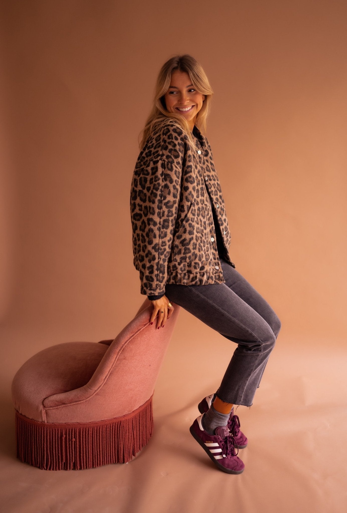 Women’s Modern Casual Jacket – Lightweight & Stylish Outerwear